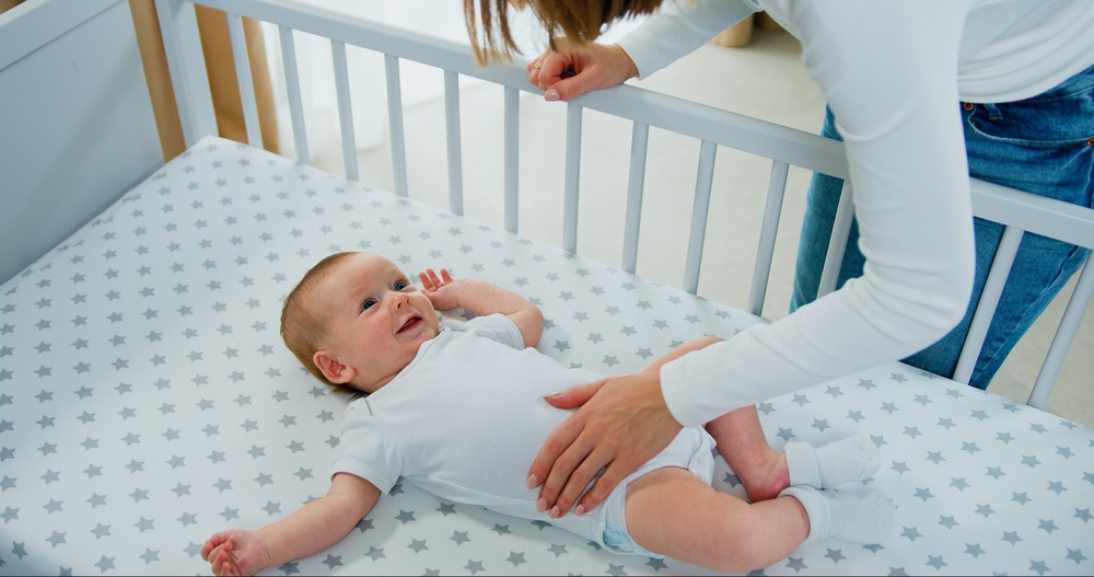 how to teach baby to self soothe at night